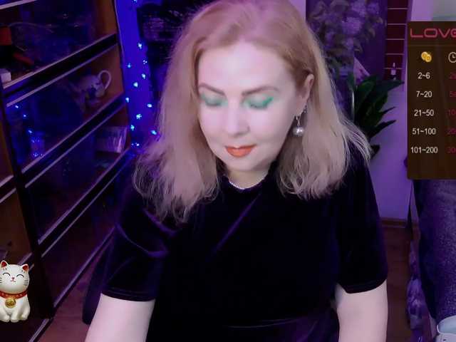 Delicecatmyau live cam on BongaCams