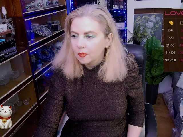 Delicecatmyau live cam on BongaCams
