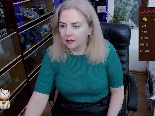 Delicecatmyau live webcam show