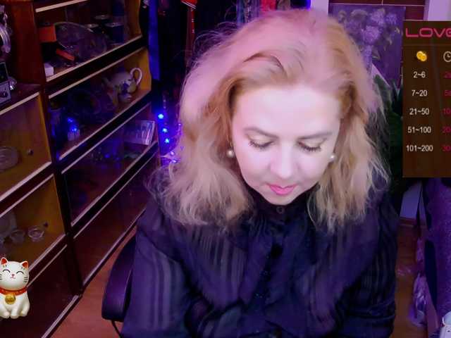 Delicecatmyau live cam on BongaCams
