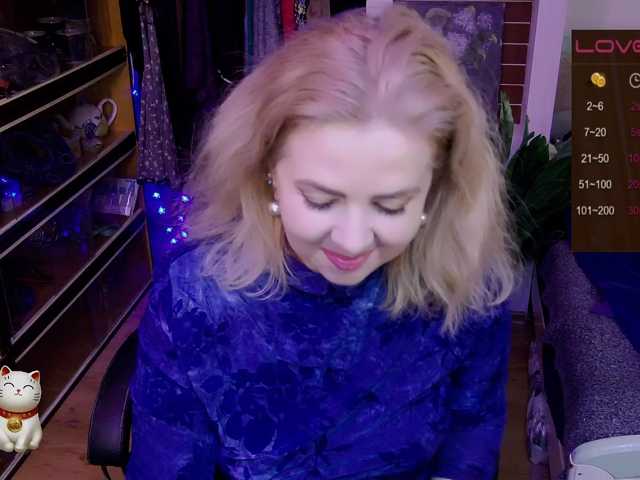 Delicecatmyau live cam preview