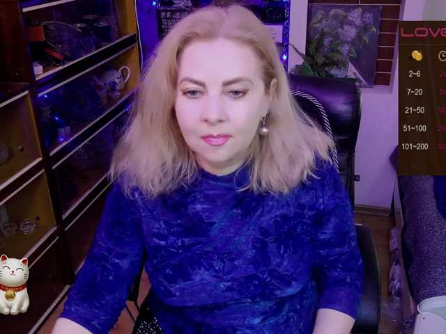 Delicecatmyau live cam on BongaCams