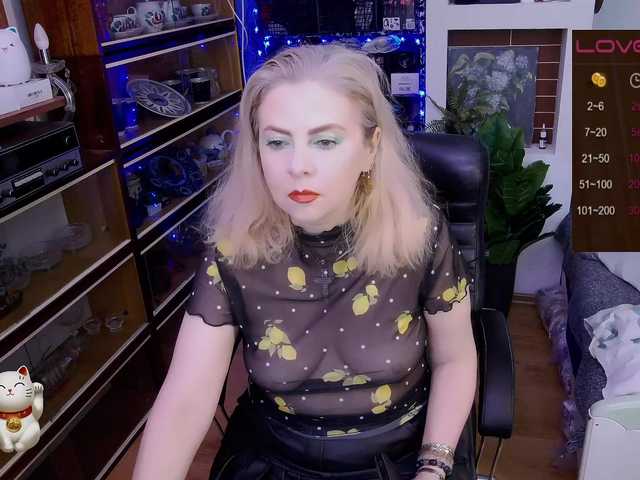 Delicecatmyau live cam