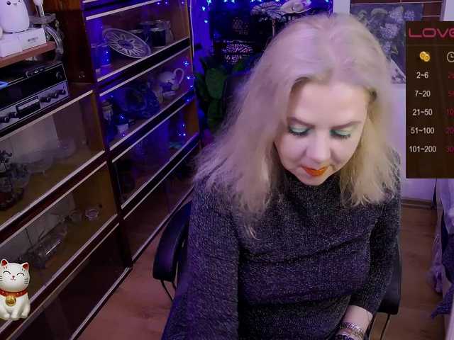 Delicecatmyau Live Cam on BongaCams