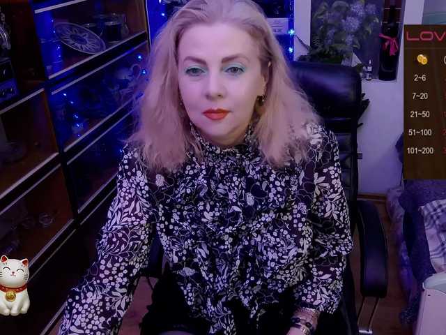 Delicecatmyau live cam on BongaCams