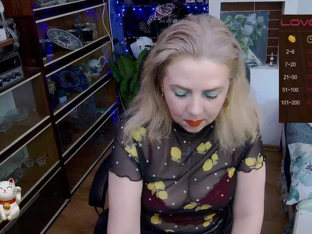 Delicecatmyau live cam on BongaCams