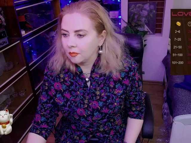 Delicecatmyau live cam on BongaCams