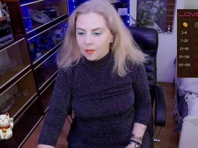 Delicecatmyau live cam on BongaCams