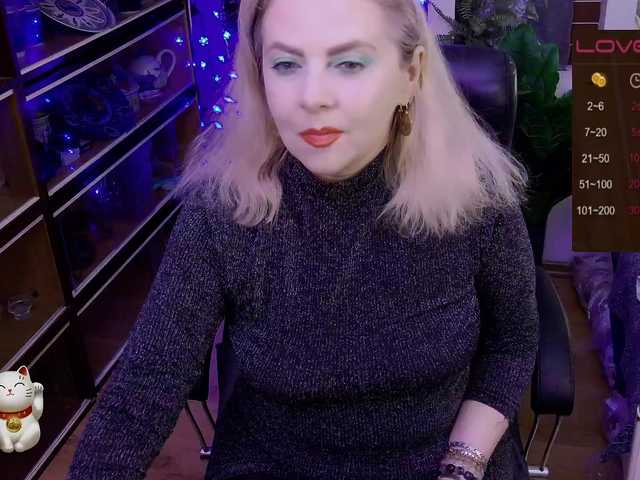Delicecatmyau live cam on BongaCams
