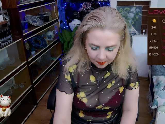 Delicecatmyau live webcam show
