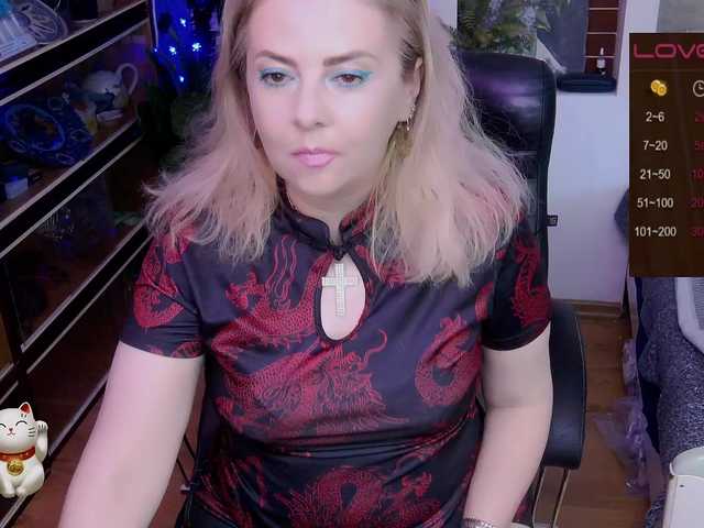 Delicecatmyau live cam on BongaCams