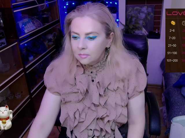 Delicecatmyau live cam on BongaCams