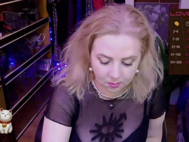 Delicecatmyau live cam on BongaCams