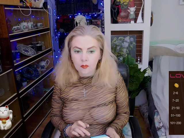 Delicecatmyau live cam on BongaCams