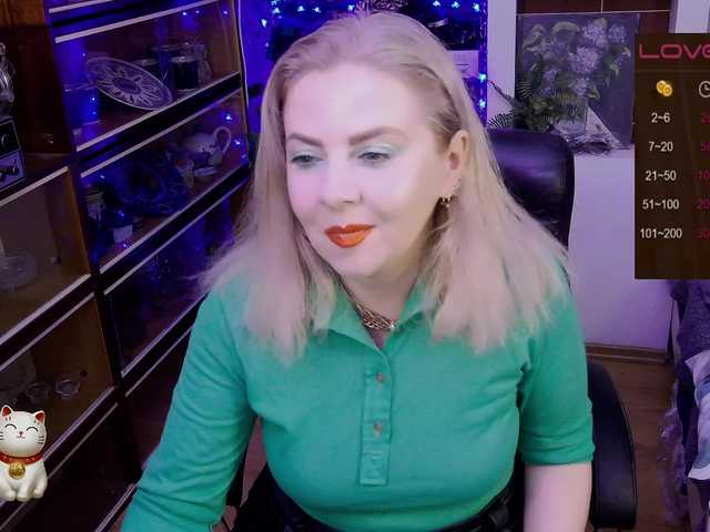 Delicecatmyau live webcam show