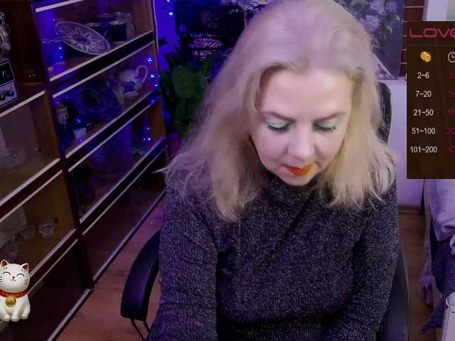 Delicecatmyau live cam on BongaCams