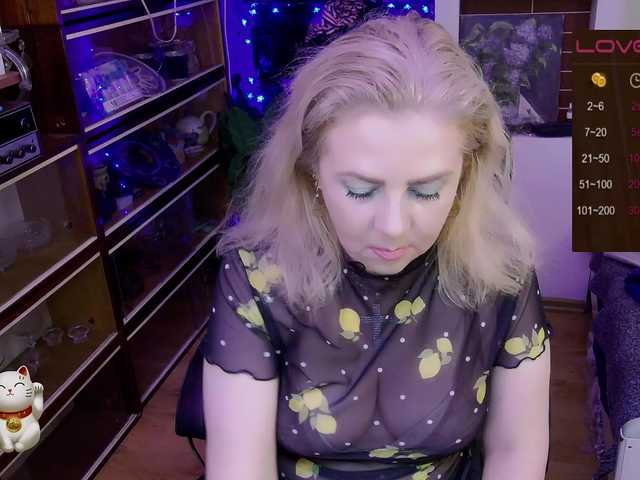 Delicecatmyau live cam on BongaCams