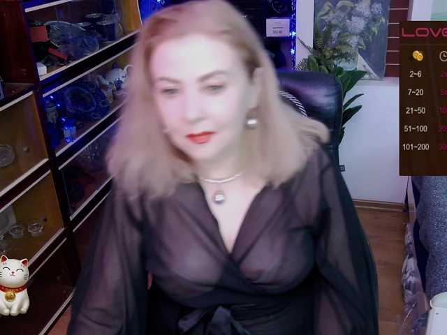Delicecatmyau live cam preview