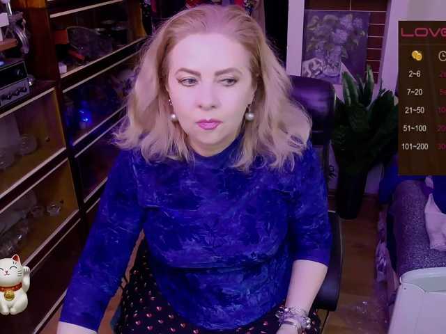 Delicecatmyau live cam preview
