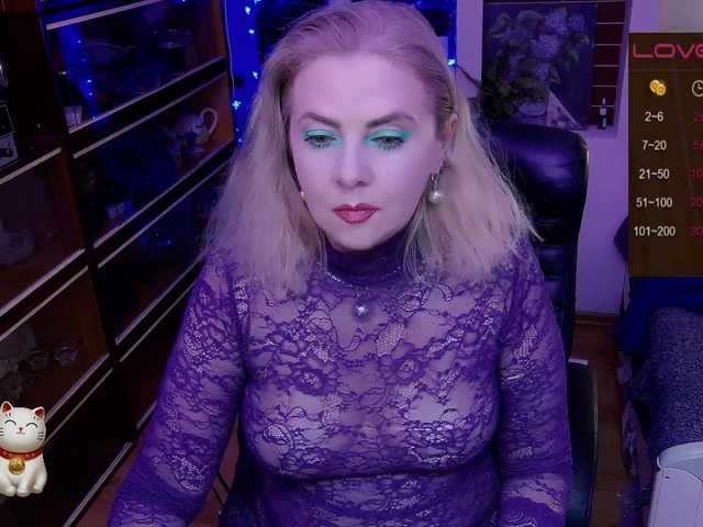 Delicecatmyau live cam on BongaCams