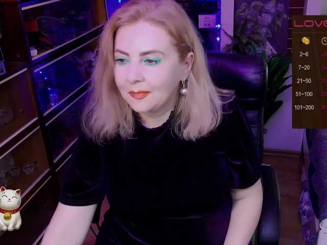 Delicecatmyau live cam on BongaCams