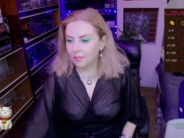 Delicecatmyau live cam on BongaCams