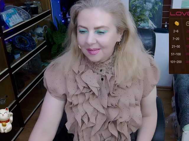 Delicecatmyau live cam