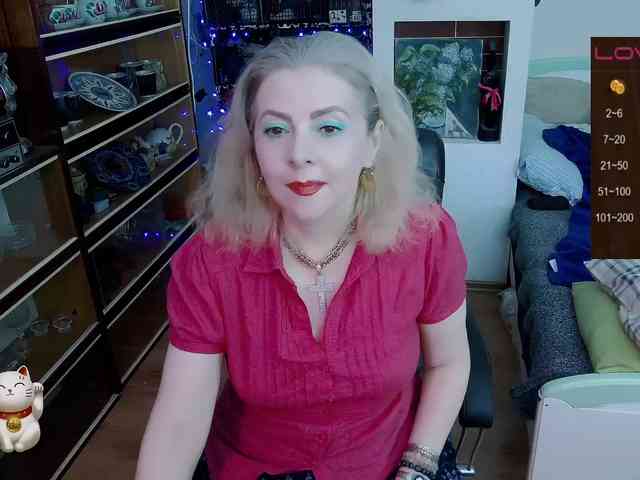 Delicecatmyau webcam