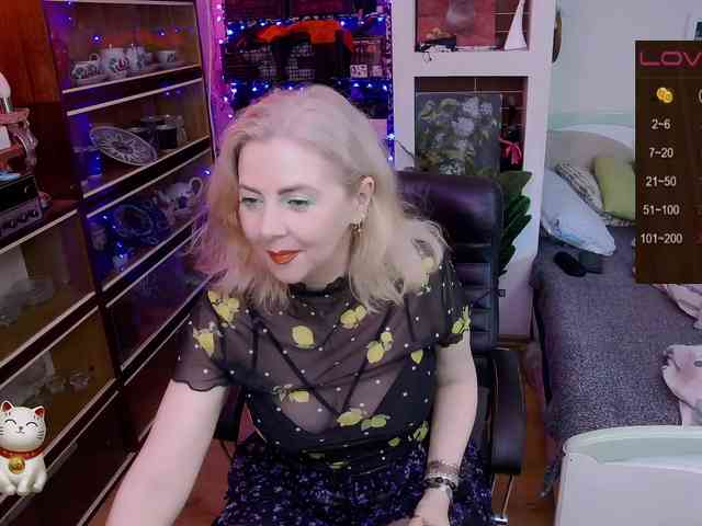 Delicecatmyau webcam