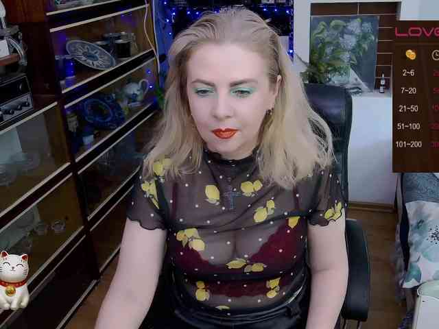 Delicecatmyau webcam