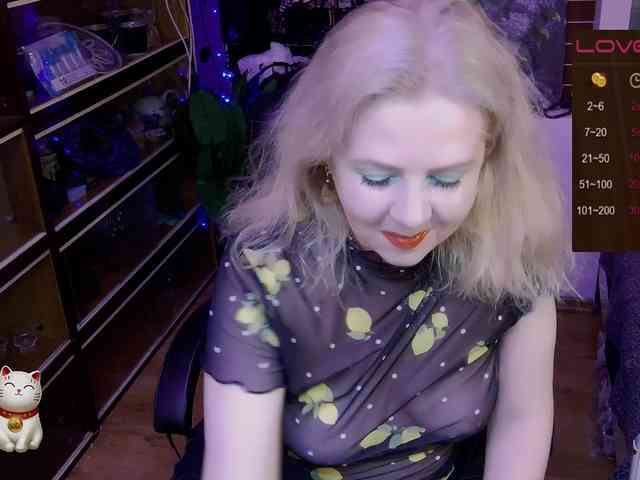 Delicecatmyau webcam