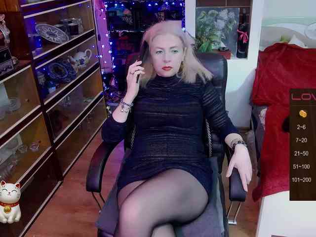 Delicecatmyau webcam