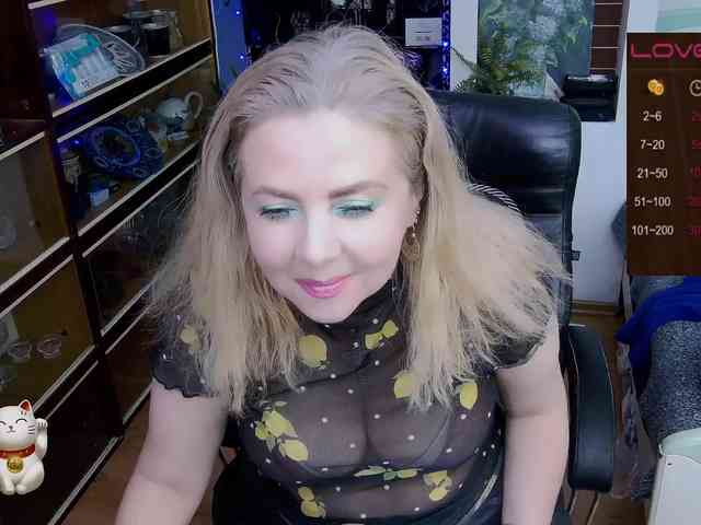 Delicecatmyau webcam