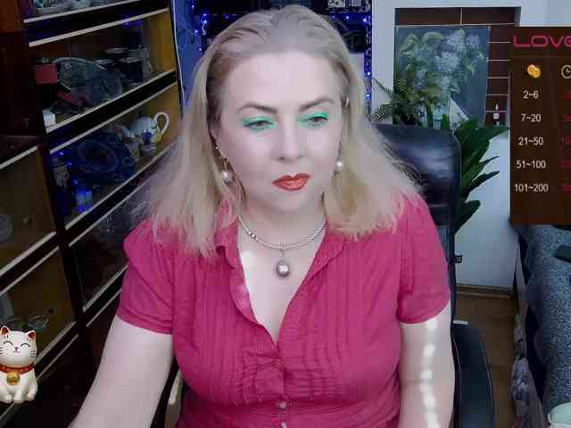 Delicecatmyau webcam