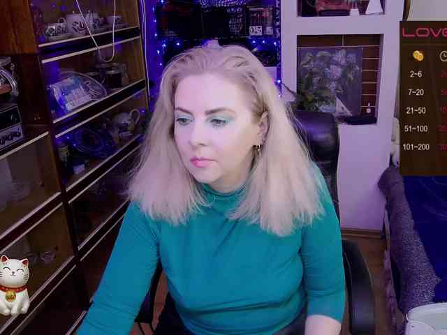 Delicecatmyau webcam