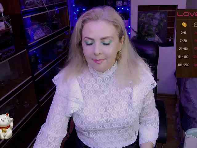 Delicecatmyau webcam