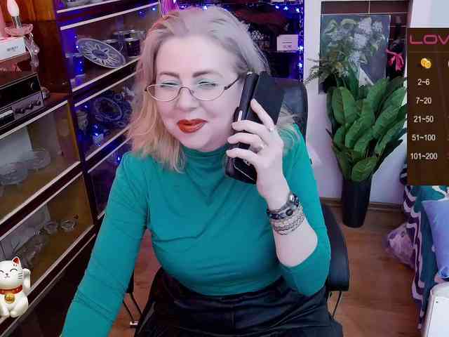 Delicecatmyau webcam