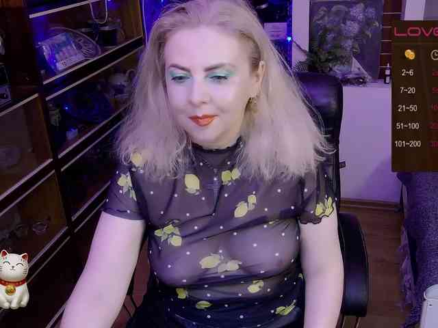 Delicecatmyau webcam
