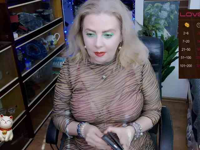 Delicecatmyau webcam
