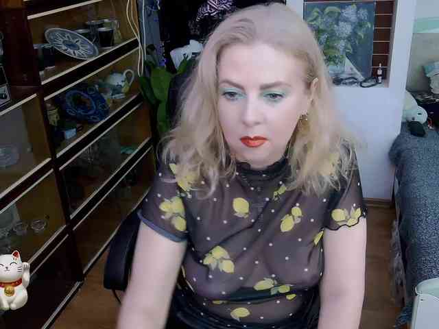 Delicecatmyau webcam
