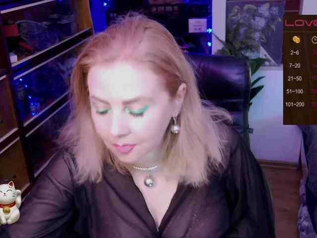 Delicecatmyau webcam