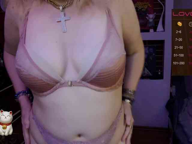 Delicecatmyau webcam