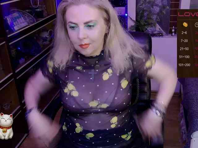 Delicecatmyau webcam