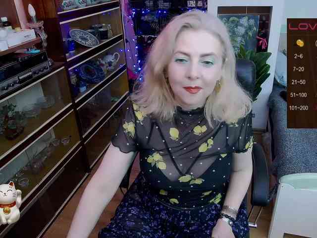 Delicecatmyau webcam