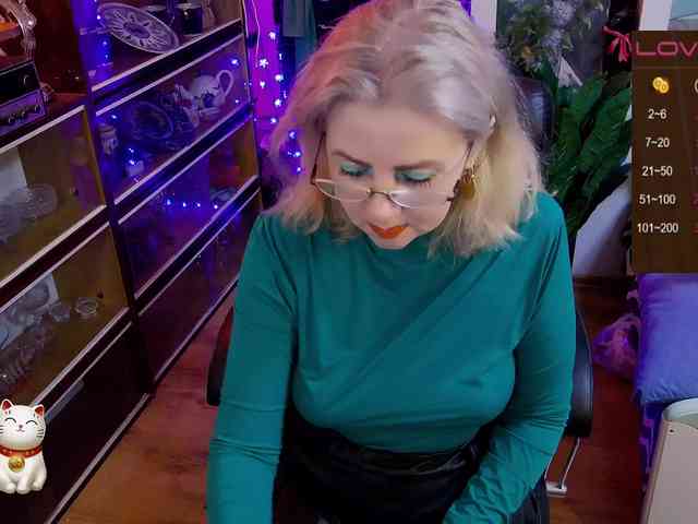 Delicecatmyau webcam