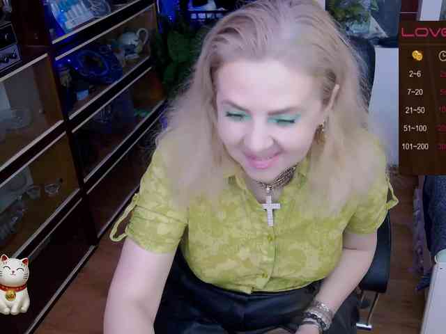 Delicecatmyau webcam