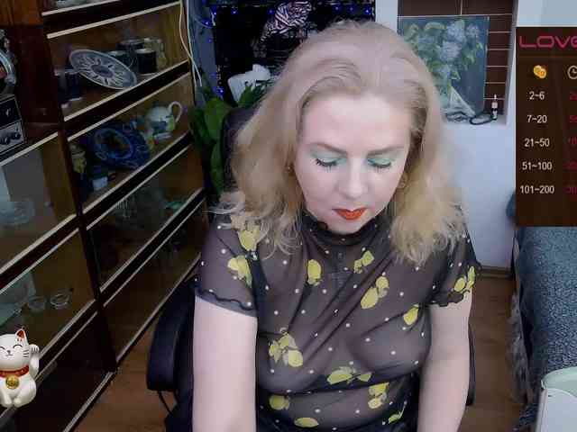 Delicecatmyau webcam