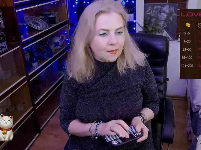 Delicecatmyau webcam