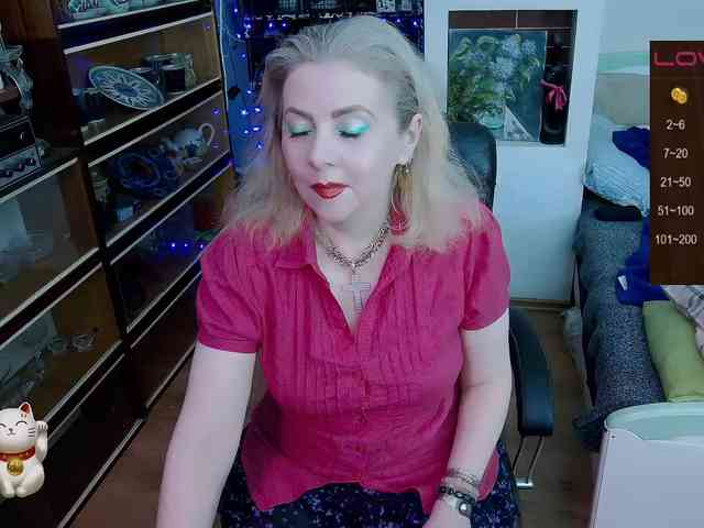 Delicecatmyau webcam