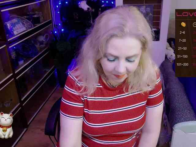 Delicecatmyau webcam